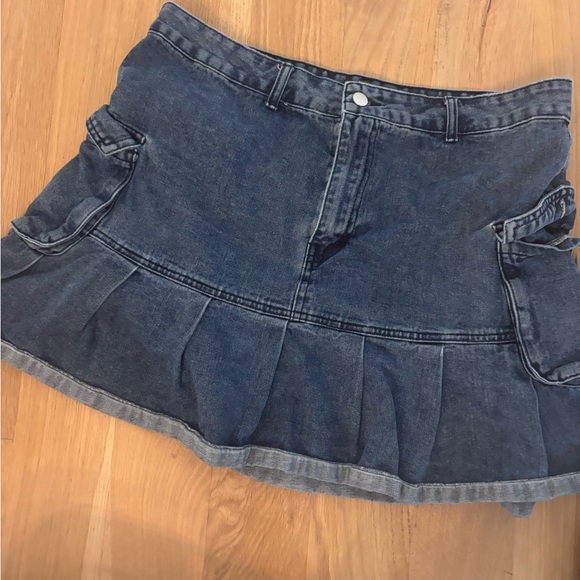 Denim Skirt and Shorts Set. 3 pairs - Picture 5 of 7